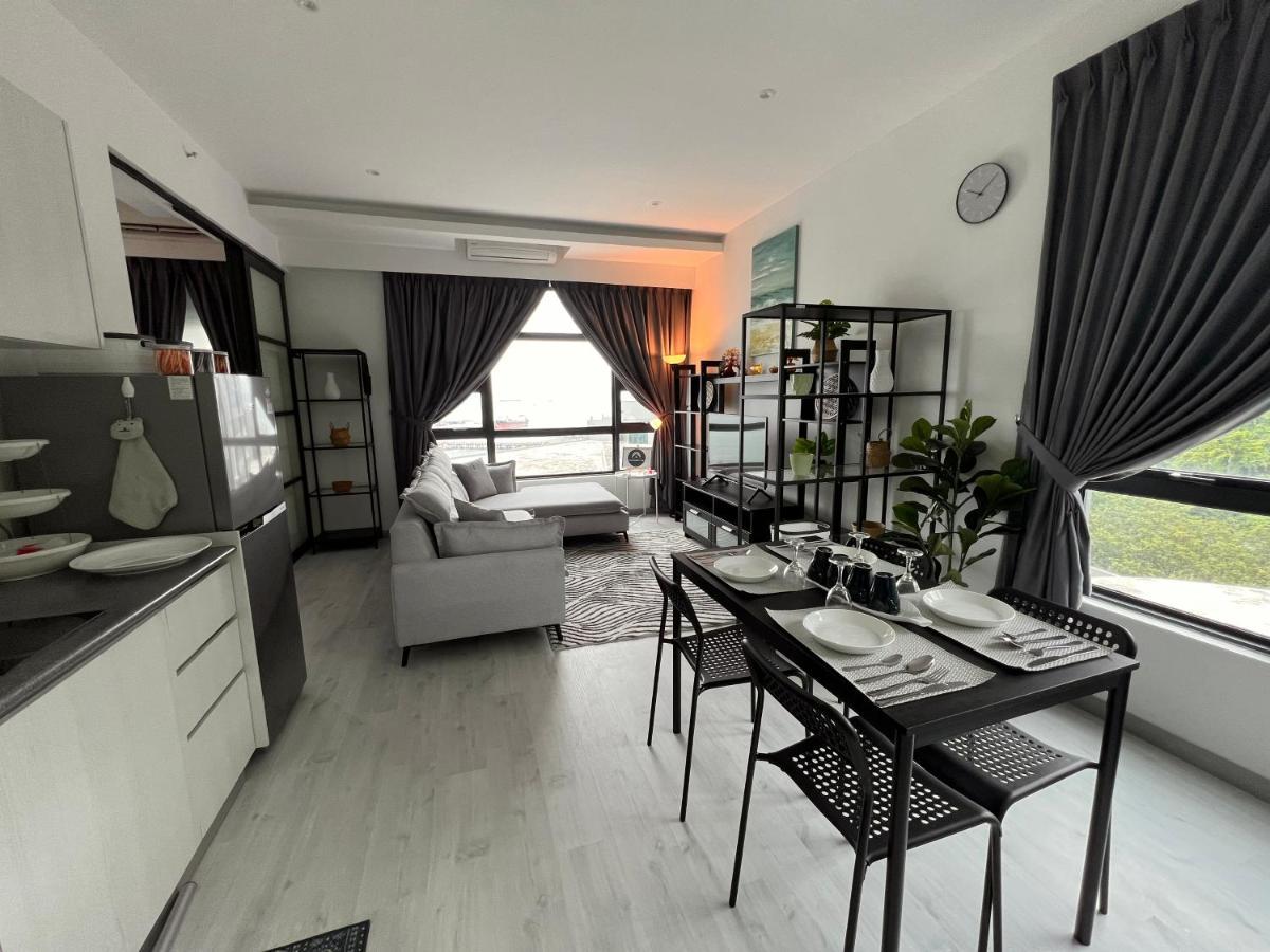 Jesselton Quay Suite By Backyard Kota Kinabalu Extérieur photo